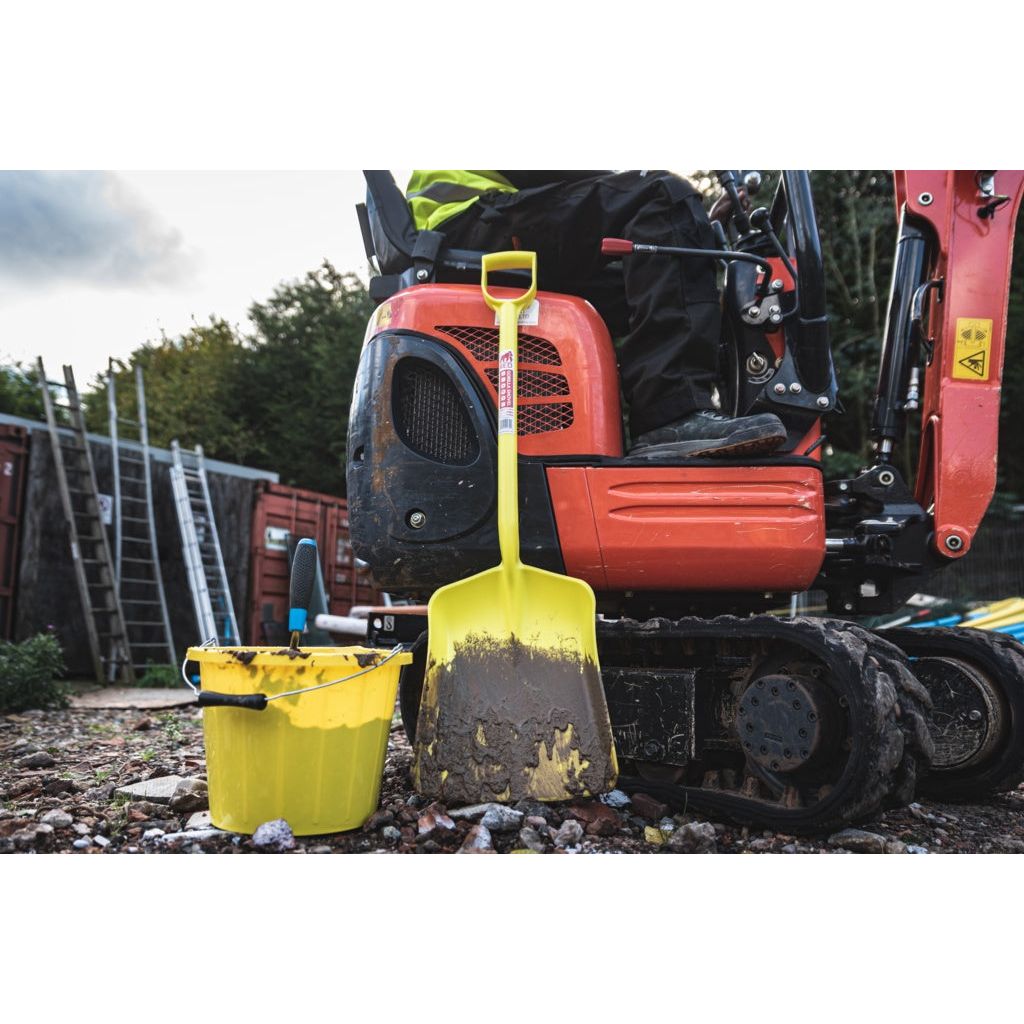 Red Gorilla Shovel With 101cm Yellow Handle