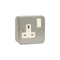 Buy 13 Amp Socket Outlet 1 Gang Switched DP in Metal Clad From JDS DIY